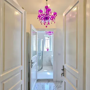 Apartman Collins Amethyst Center, Pula