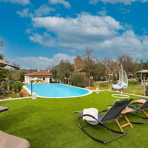 Apartman Noa I Natali, Kaldanija